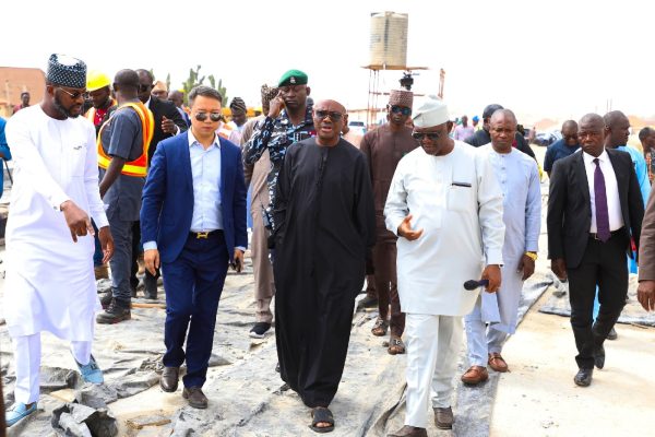 Photo: FCT Minister, Nyesom Wike, inspecting the ongoing construction of Interchange Bridge and Road linking Maitama, Gishiri and Jahi with Gwarinpa