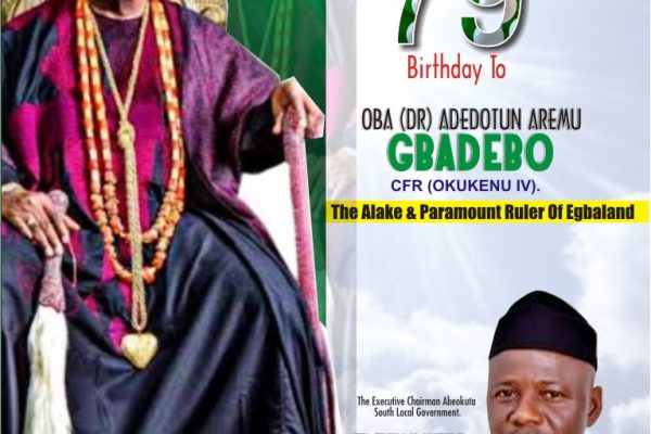 MAJEKODUNMI REJOICES WITH PARAMOUNT RULER, ALAKE OF EGBALAND AT 79