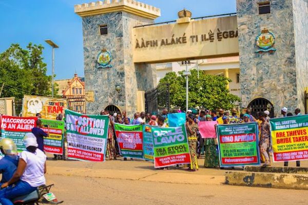 Alleged Imposition: Tension As Ogun Indigenes Suit Against Oba-Elect, McGregor