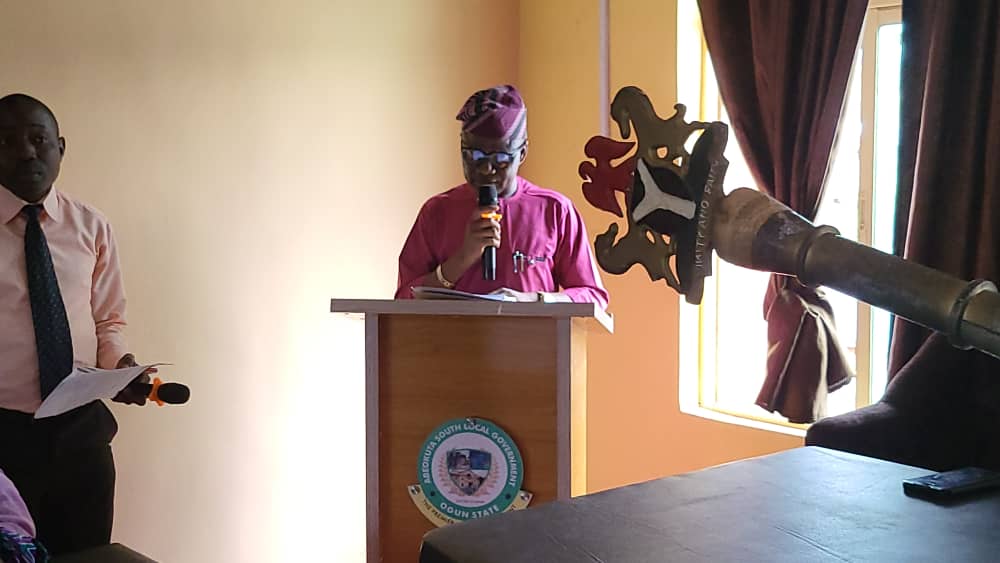 Majekodunmi Presents 2023 Budget to Legislative Arm of the Local Government