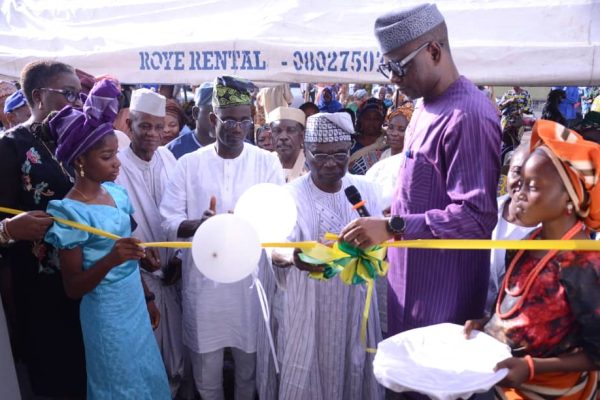 ASLG 2ND YEARS IN OFFICE: MAJEKODUNMI LED- ADMINISTRATION COMMISSIONS NUMBER OF PROJECTS