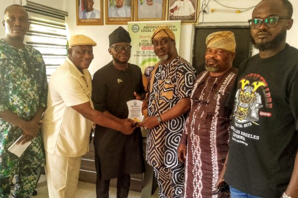 ‎ANLG VICE CHAIRMAN RECEIVES PRESTIGIOUS AWARD, DEDICATES IT TO THE EXECUTIVE CHAIRMAN OF THE COUNCIL, DR. OYEGBOLA-SODIPO